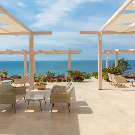 King Maron Wellness Hotel Marónia