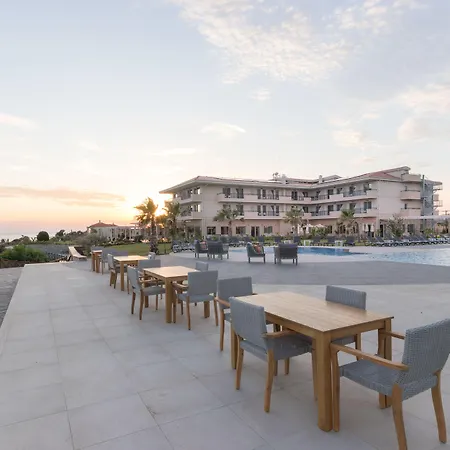 King Maron & Hotel Marónia