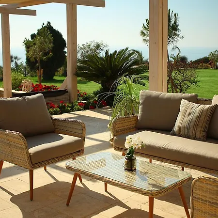 King Maron Wellness Marónia