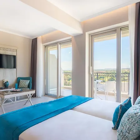 King Maron Wellness Hotel
