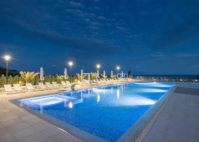 King Maron & 4* Maroneia (Rhodope)