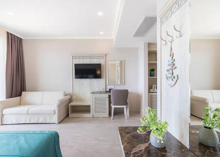 King Maron & 4* Maroneia (Rhodope)