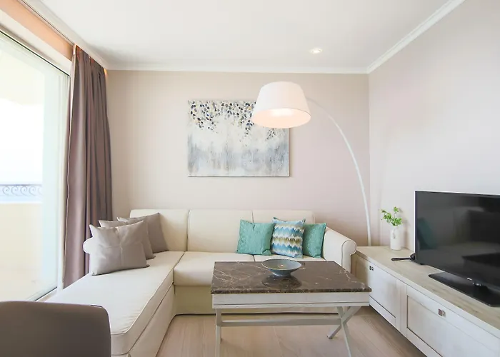 Hotel King Maron & Maroneia (Rhodope)